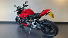 Ducati Streetfighter V2 (22MY)